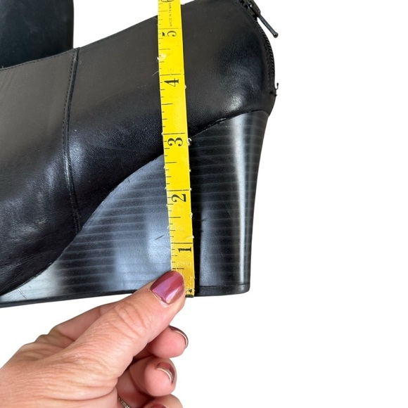 Naturalizer Womens Ella Wedge Bootie Black Leather 9.5M Capsule Minimalist Comfy - Picture 8 of 9